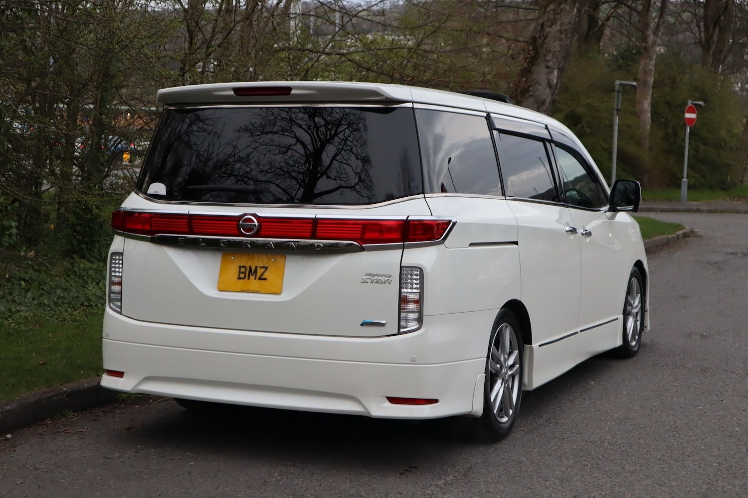Used Nissan Elgrand 2010 for sale - 77994457: Photo 3