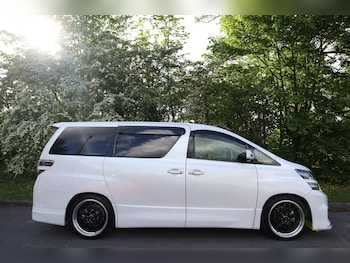 Used Toyota Vellfire 2013 for sale - 78621283: Photo