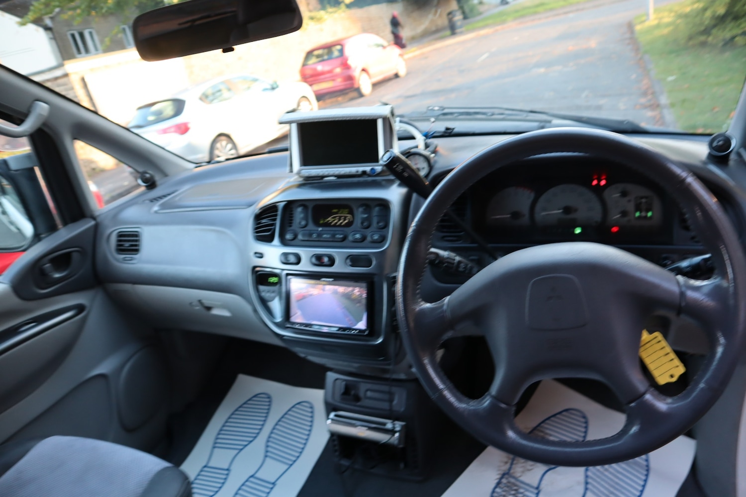 Used Mitsubishi Delica 2005 for sale - 76123139: Photo 13