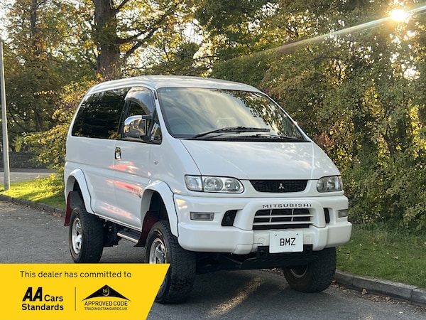 Used Mitsubishi Delica 2005 for sale - 76123139: Photo 1