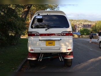 Used Mitsubishi Delica 2005 for sale - 76123139: Photo 4