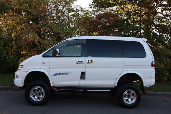 Used Mitsubishi Delica 2005 for sale - 76123139: Photo 6
