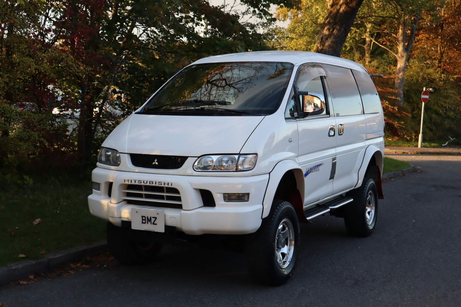 Used Mitsubishi Delica 2005 for sale - 76123139: Photo 7