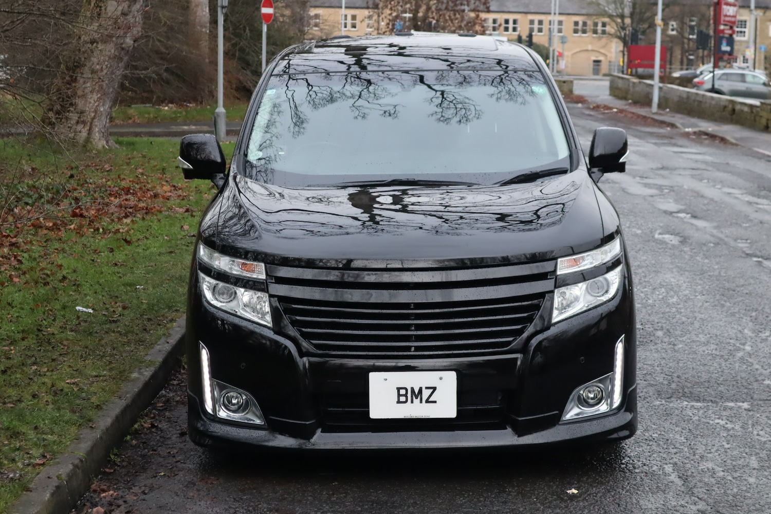 Used Nissan Elgrand 2010 for sale - 77129271: Photo 8