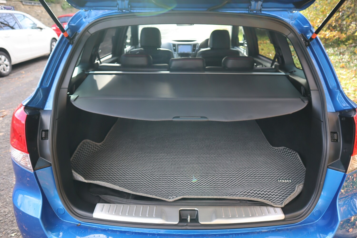 Used Subaru Legacy 2010 for sale - 76397825: Photo 13