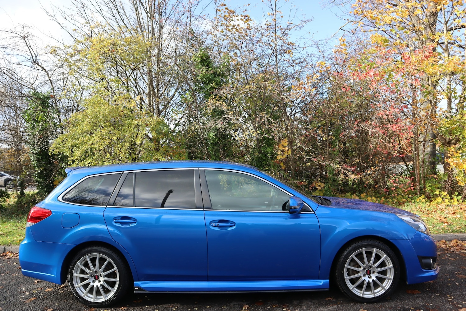 Used Subaru Legacy 2010 for sale - 76397825: Photo 2
