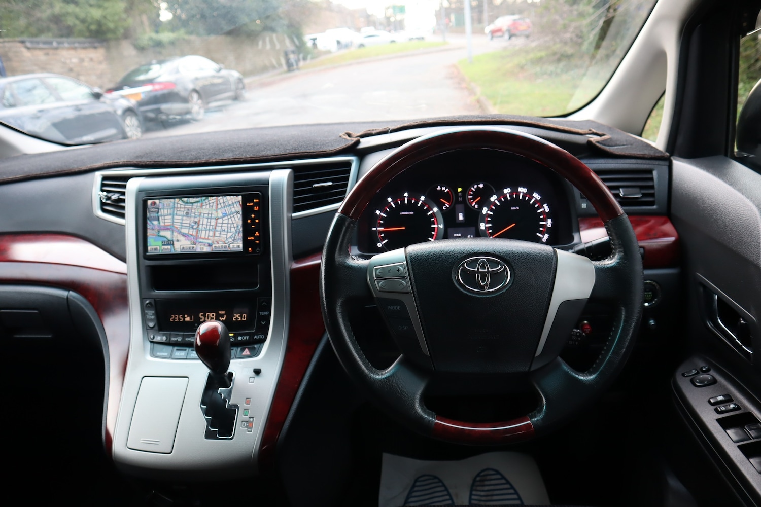 Used Toyota Vellfire 2008 for sale - 77049643: Photo 15