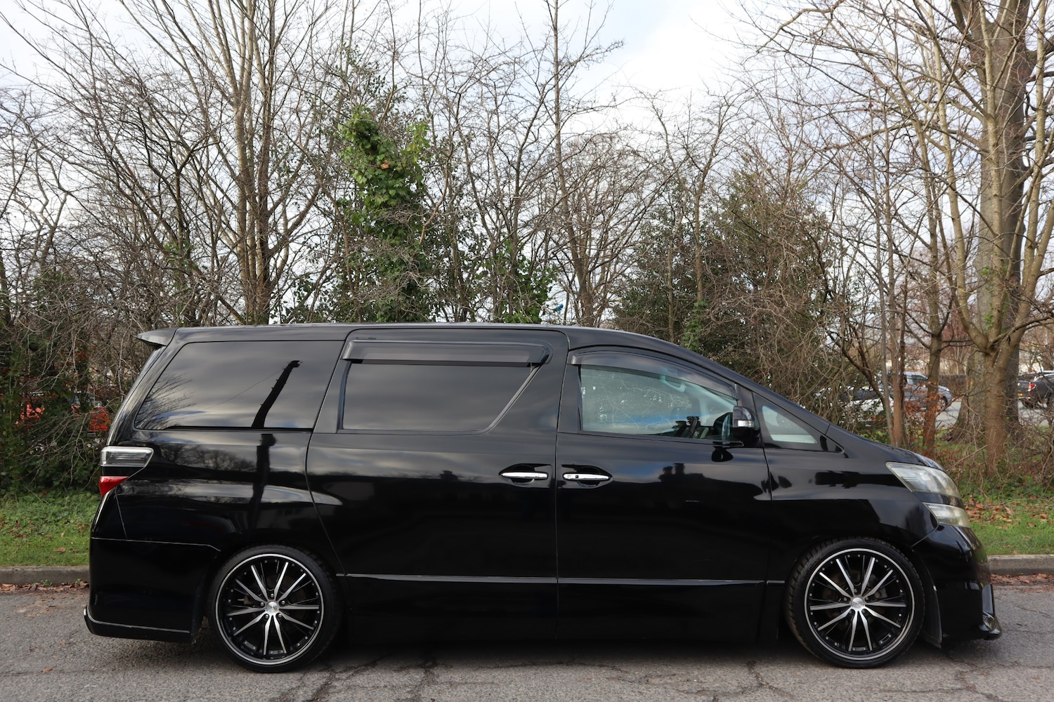 Used Toyota Vellfire 2008 for sale - 77049643: Photo 2