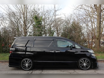 Used Toyota Vellfire 2008 for sale - 77049643: Photo