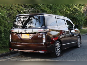 Used Nissan Elgrand 2014 for sale - 75531020: Photo