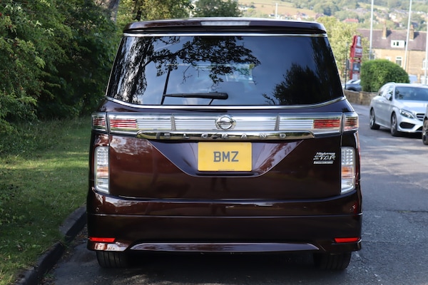 Used Nissan Elgrand 2014 for sale - 75531020: Photo 4