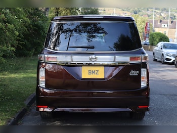 Used Nissan Elgrand 2014 for sale - 75531020: Photo