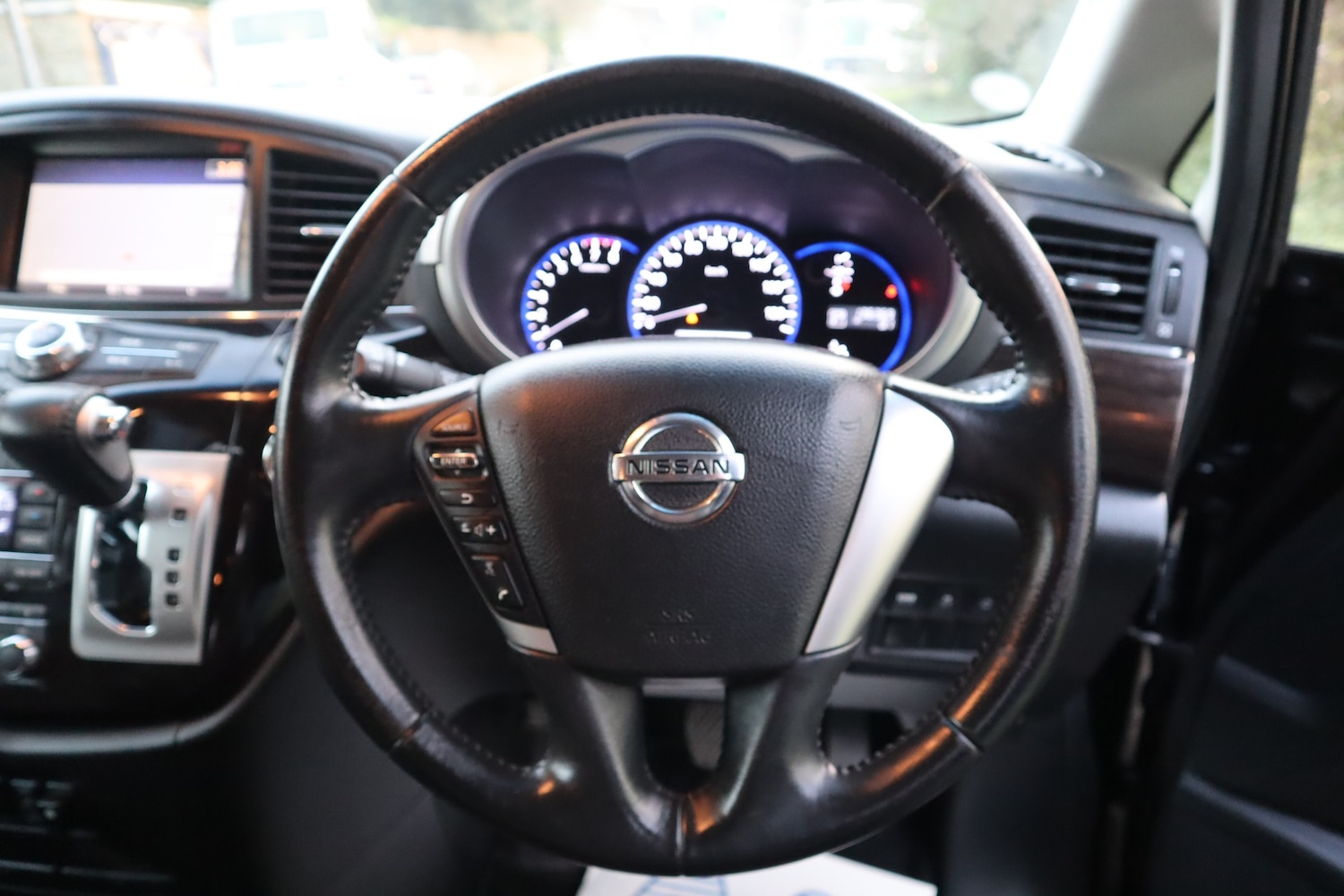 Used Nissan Elgrand 2011 for sale - 77994452: Photo 16