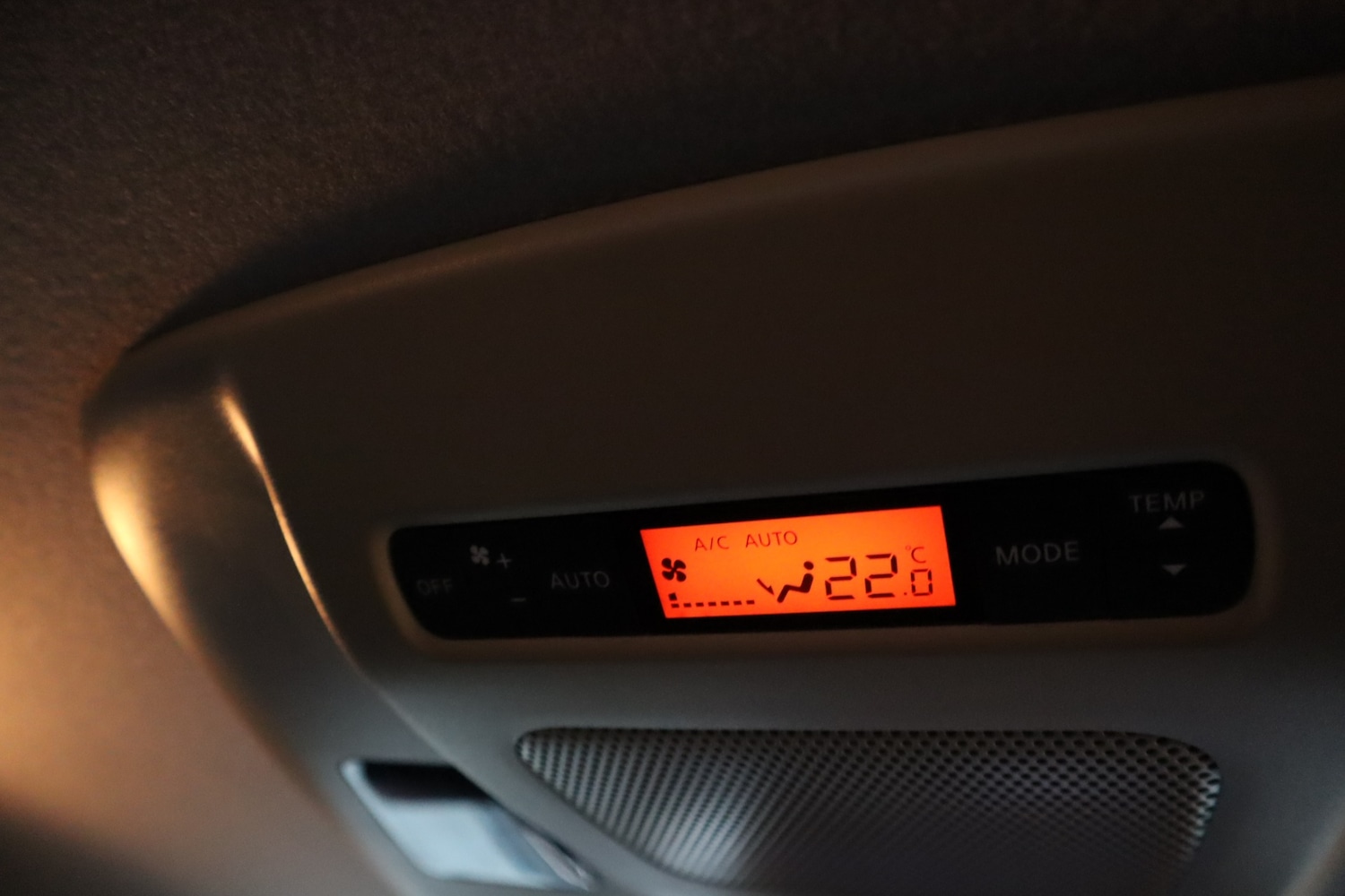 Used Nissan Elgrand 2011 for sale - 77994452: Photo 22