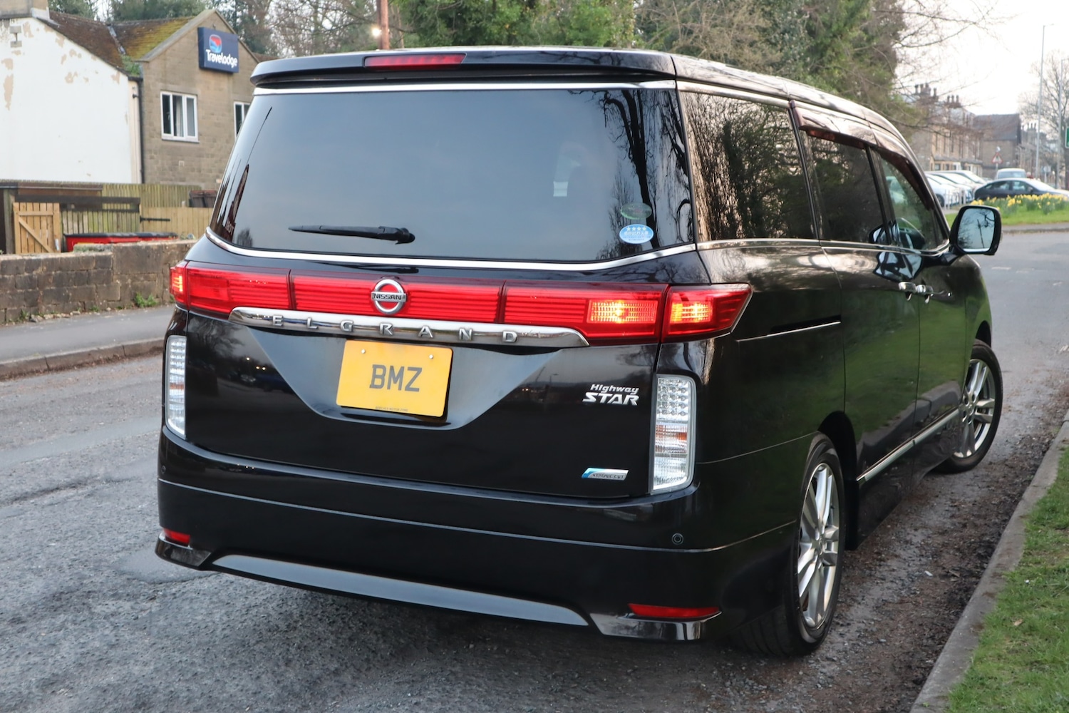 Used Nissan Elgrand 2011 for sale - 77994452: Photo 23