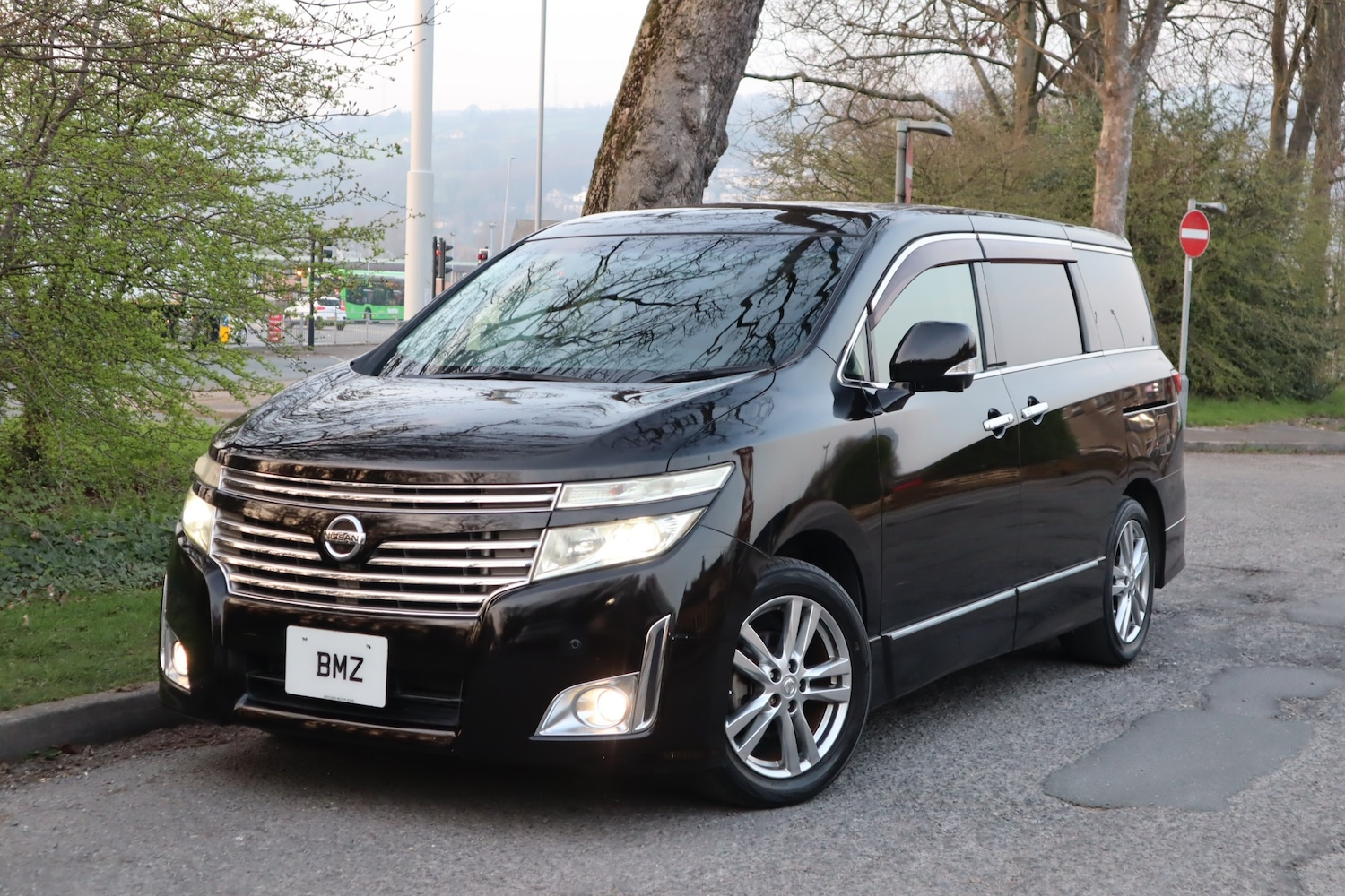 Used Nissan Elgrand 2011 for sale - 77994452: Photo 24