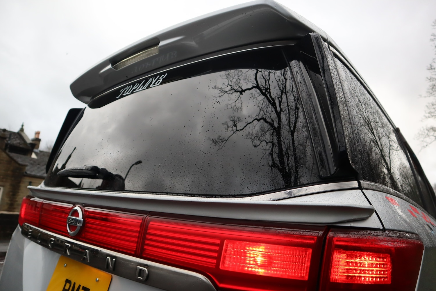 Used Nissan Elgrand 2012 for sale - 77175972: Photo 27