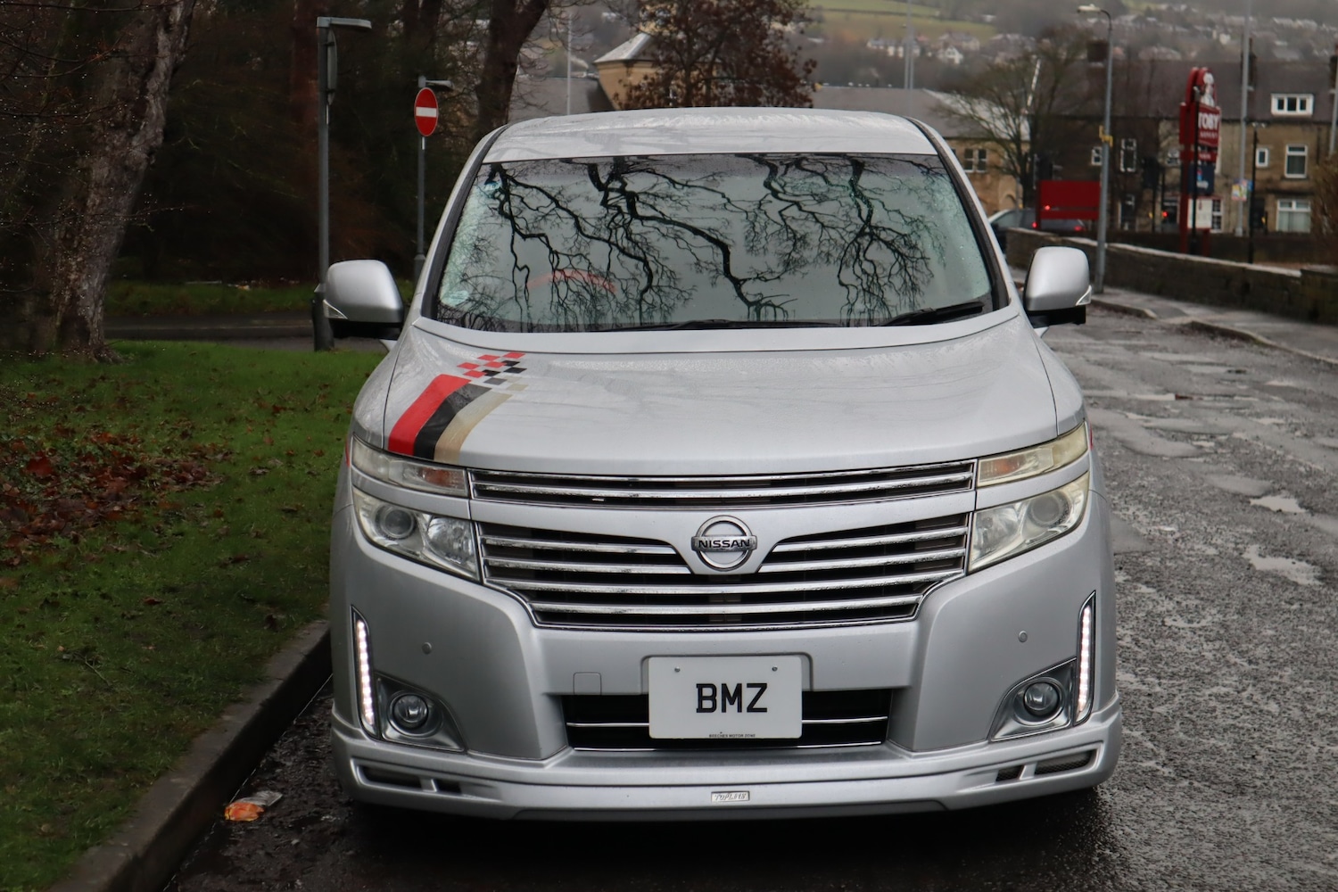 Used Nissan Elgrand 2012 for sale - 77175972: Photo 8