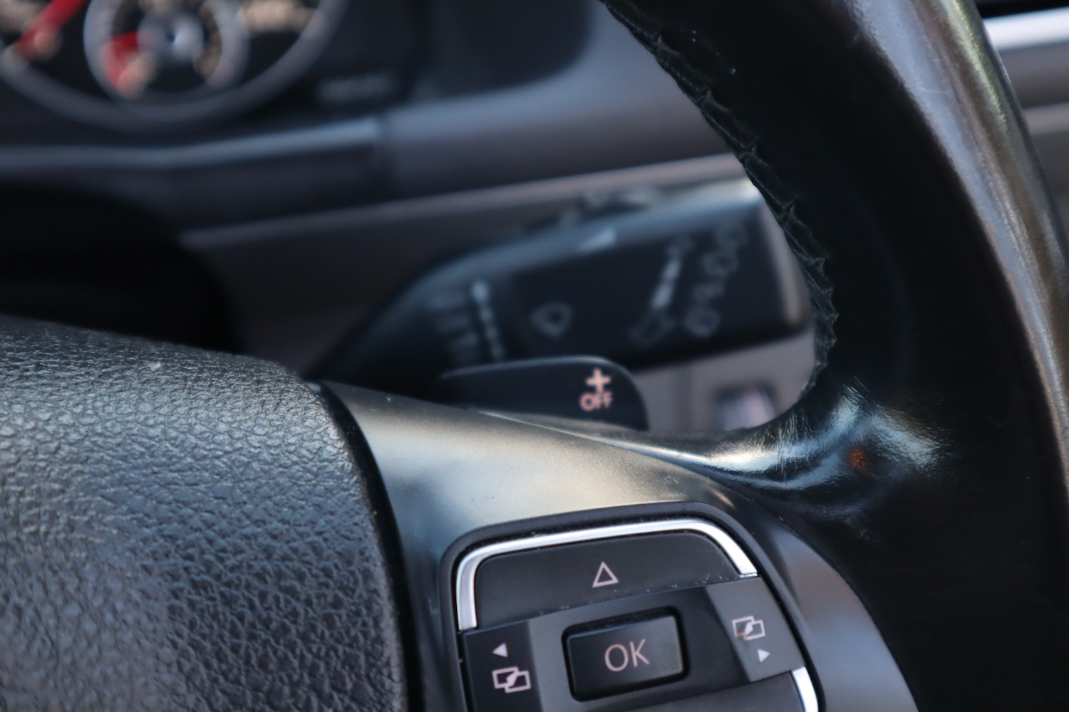 Used Volkswagen Touran 2013 for sale - 77704347: Photo 19