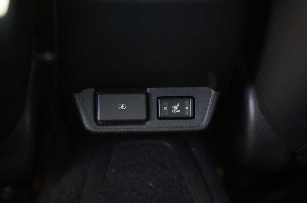 Used Nissan Leaf 2023 for sale - 73031079: Photo 9