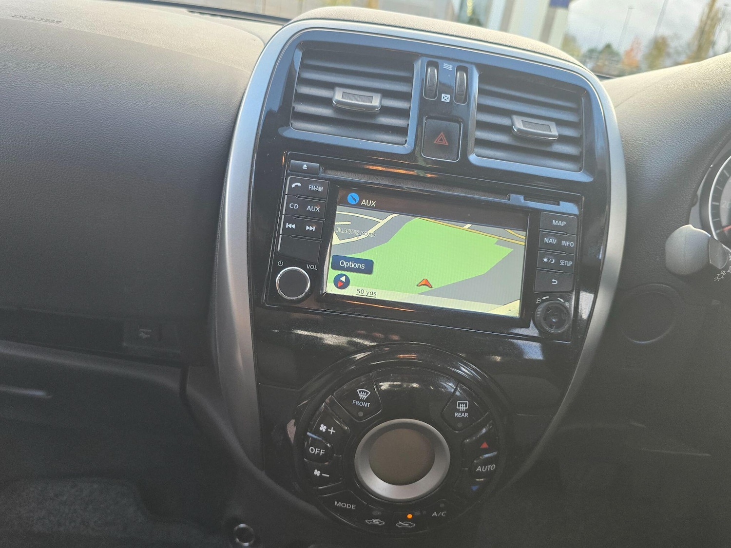 Used Nissan Micra 2015 for sale - 76440919: Photo 29