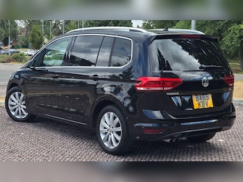 Used Volkswagen Touran 2016 for sale - 79441342: Photo