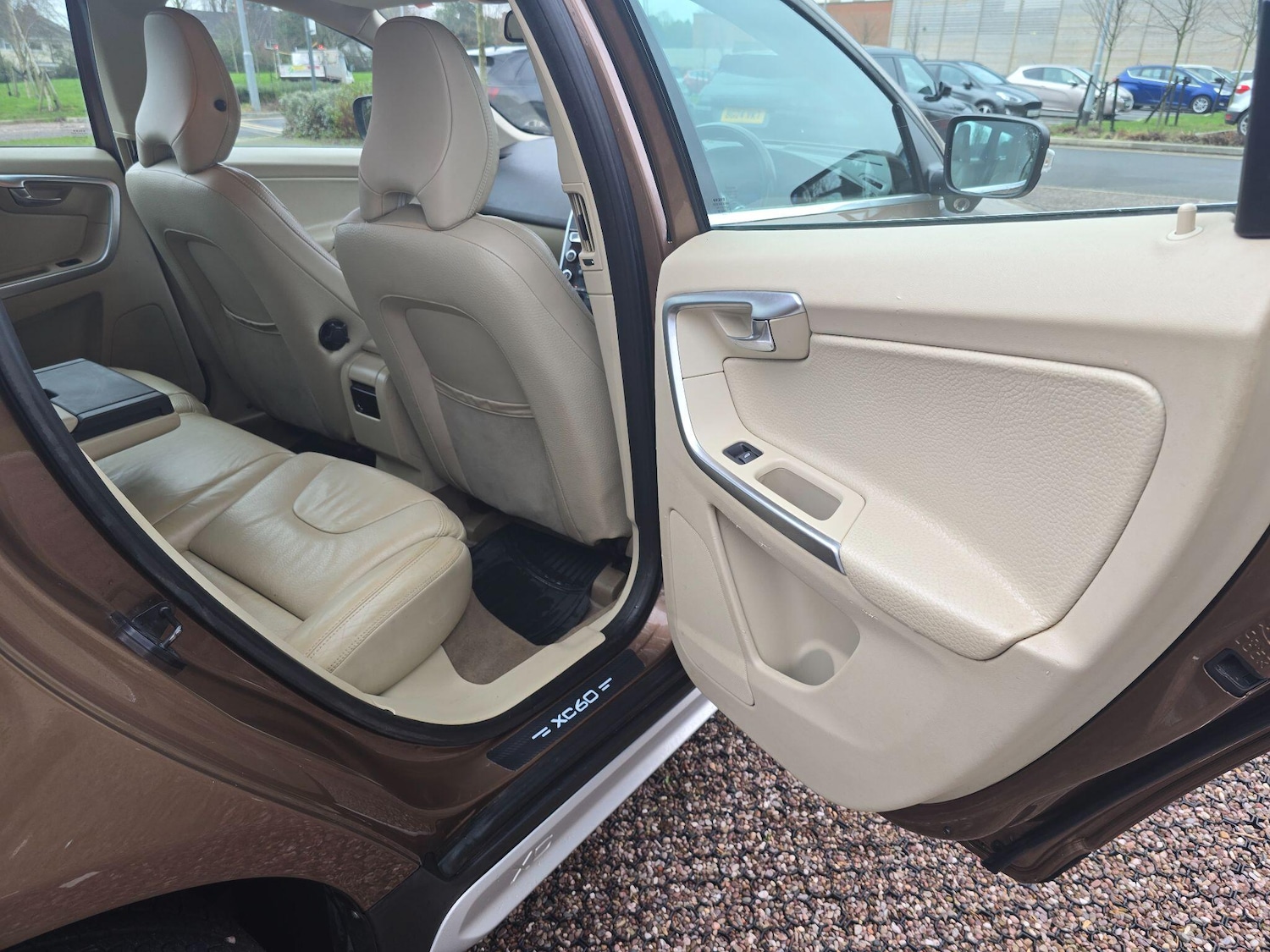 Used Volvo XC60 2010 for sale - 77412140: Photo 16