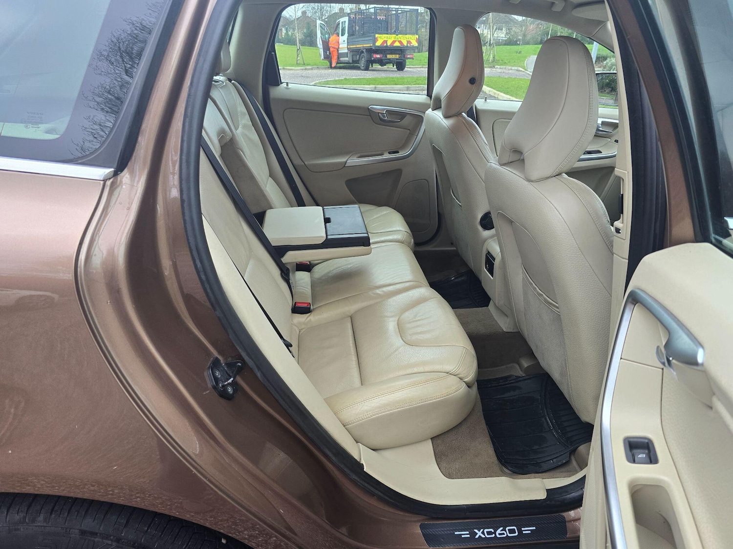 Used Volvo XC60 2010 for sale - 77412140: Photo 18