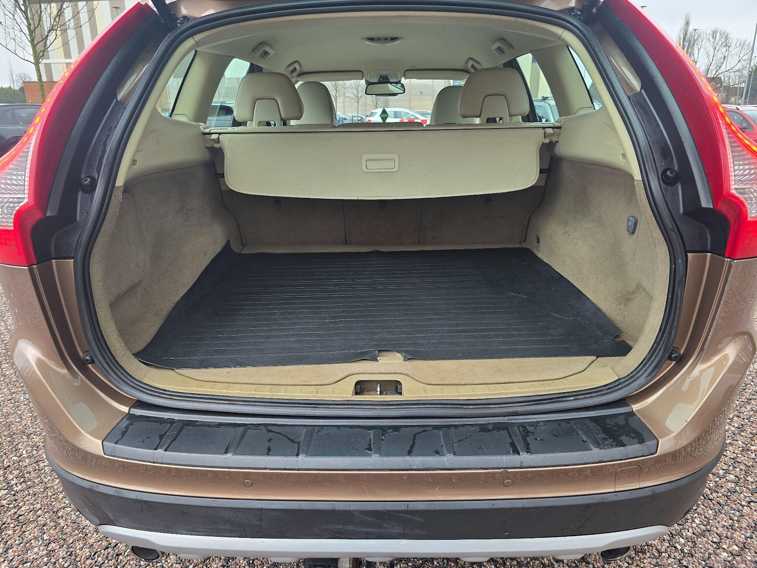 Used Volvo XC60 2010 for sale - 77412140: Photo 20