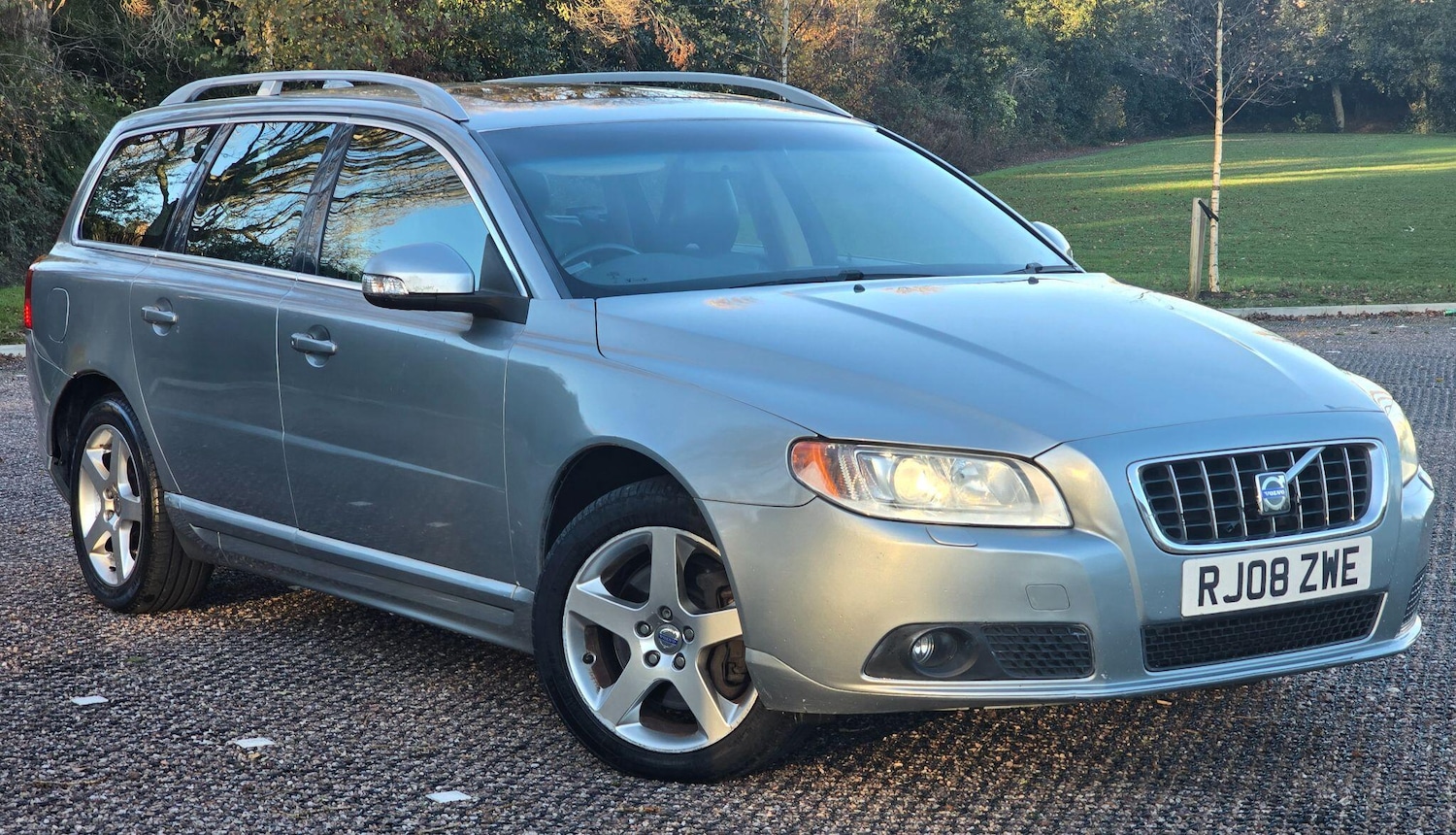 Used Volvo V70 2008 for sale - 76671695: Photo 1
