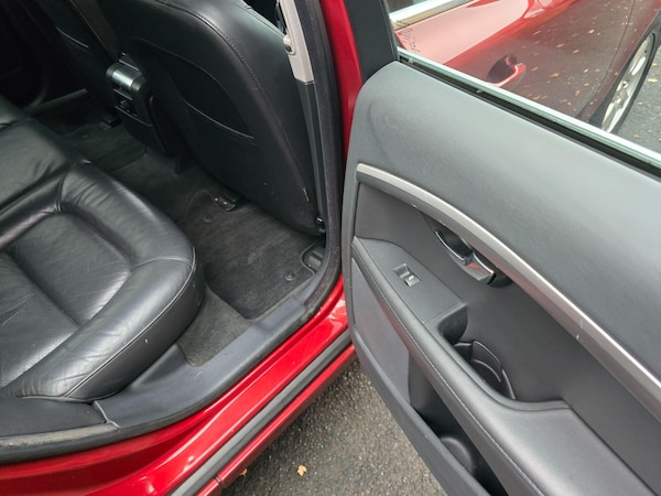 Used Volvo V70 2014 for sale - 76270255: Photo 14
