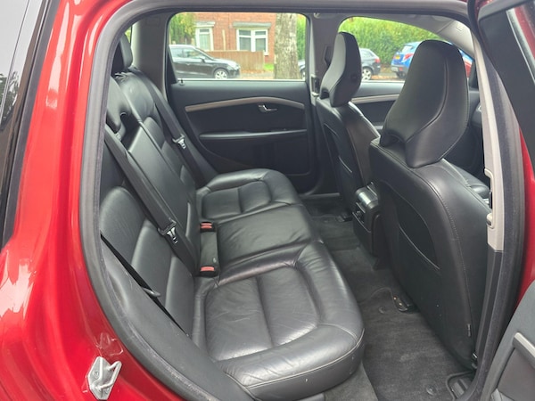 Used Volvo V70 2014 for sale - 76270255: Photo 15