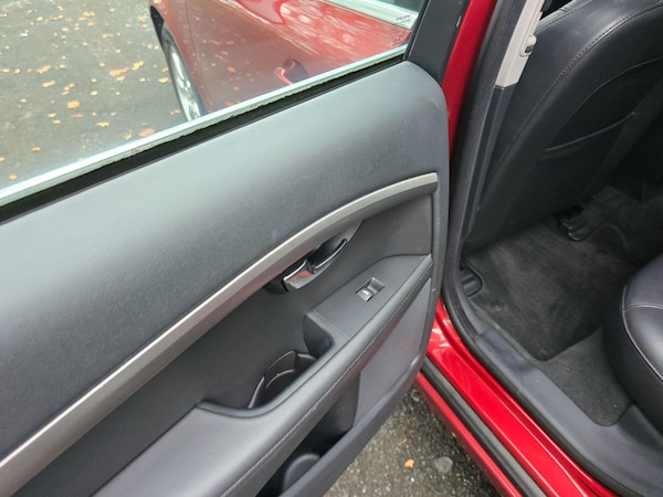 Used Volvo V70 2014 for sale - 76270255: Photo 20