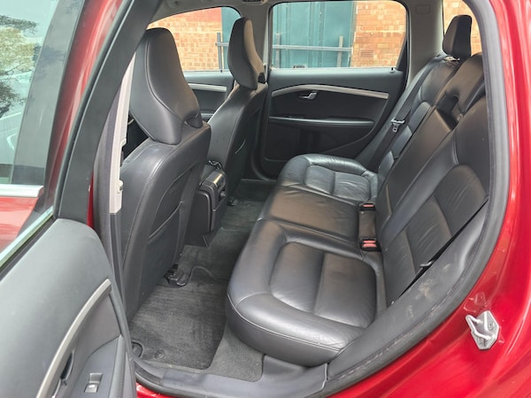 Used Volvo V70 2014 for sale - 76270255: Photo 21