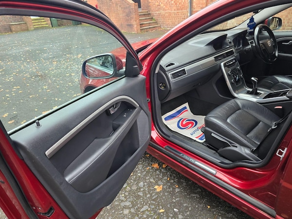 Used Volvo V70 2014 for sale - 76270255: Photo 23