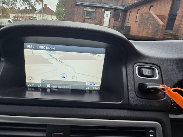 Used Volvo V70 2014 for sale - 76270255: Photo 31