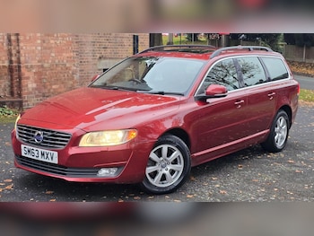 Used Volvo V70 2014 for sale - 76270255: Photo