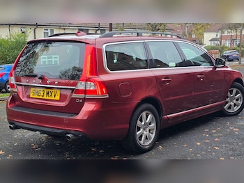 Used Volvo V70 2014 for sale - 76270255: Photo