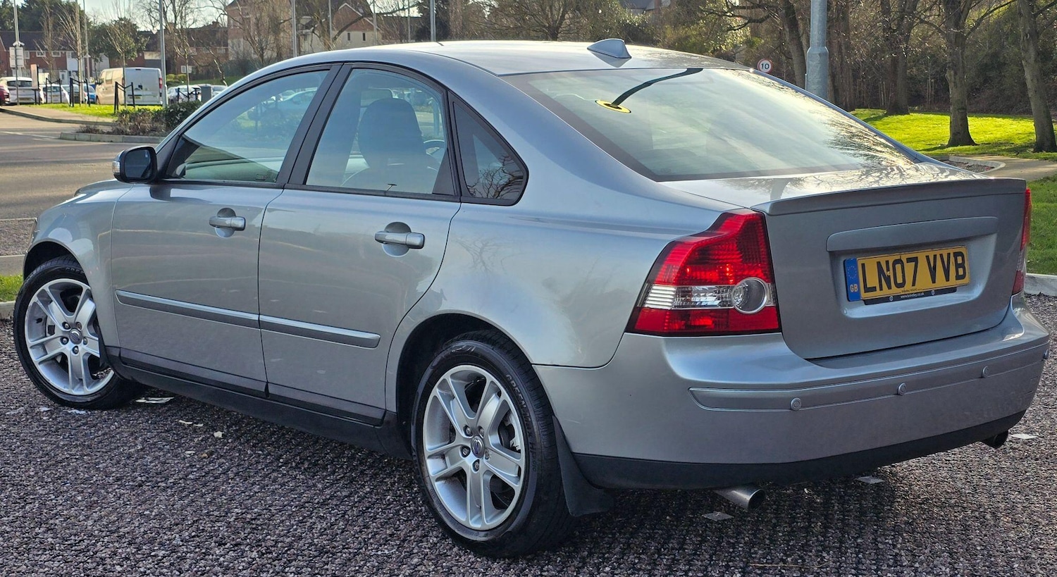 Used Volvo S40 for sale - 77657995: Photo 2