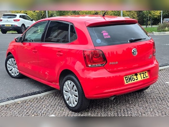 Used Volkswagen Polo 2024 for sale - 76306544: Photo 2