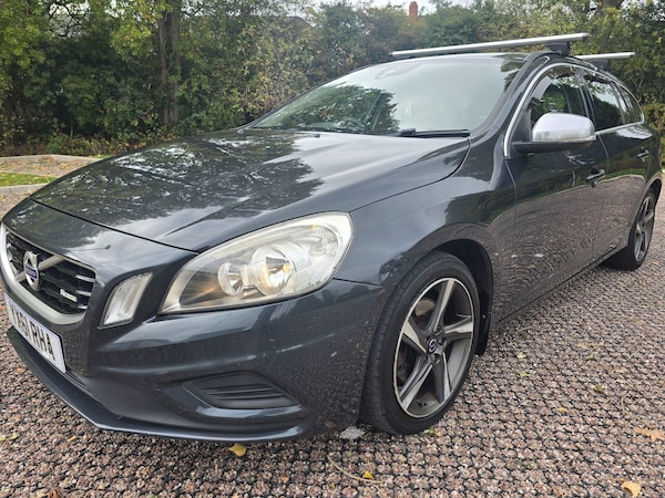 Used Volvo V60 2011 for sale - 76215386: Photo 33