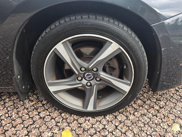 Used Volvo V60 2011 for sale - 76215386: Photo 36