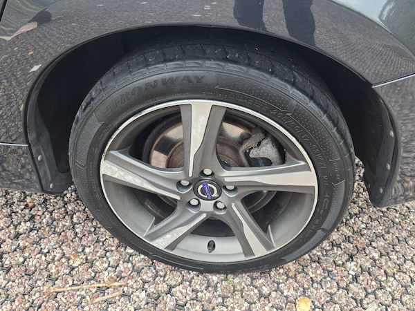 Used Volvo V60 2011 for sale - 76215386: Photo 38