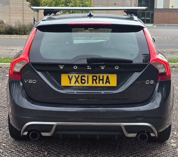 Used Volvo V60 2011 for sale - 76215386: Photo 6