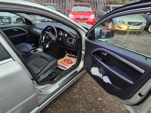 Used Volvo V70 2009 for sale - 76270587: Photo 11