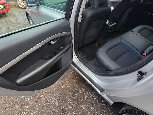Used Volvo V70 2009 for sale - 76270587: Photo 19