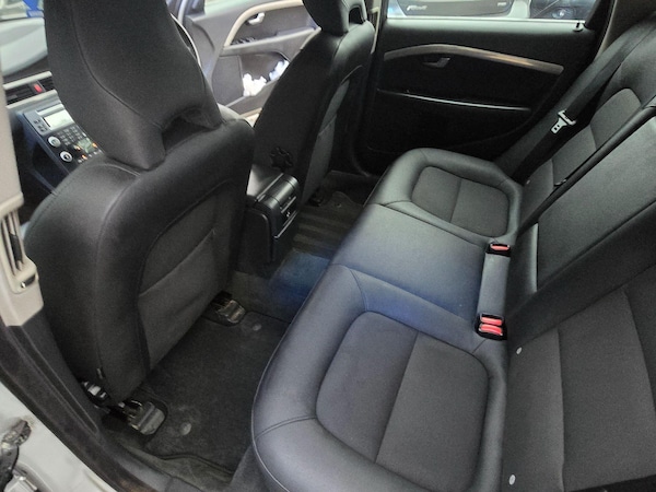 Used Volvo V70 2009 for sale - 76270587: Photo 21