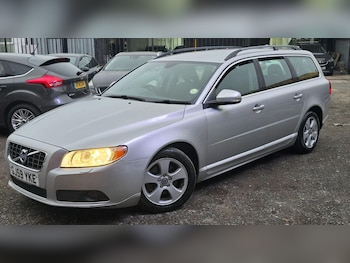 Used Volvo V70 2009 for sale - 76270587: Photo