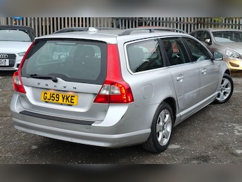 Used Volvo V70 2009 for sale - 76270587: Photo