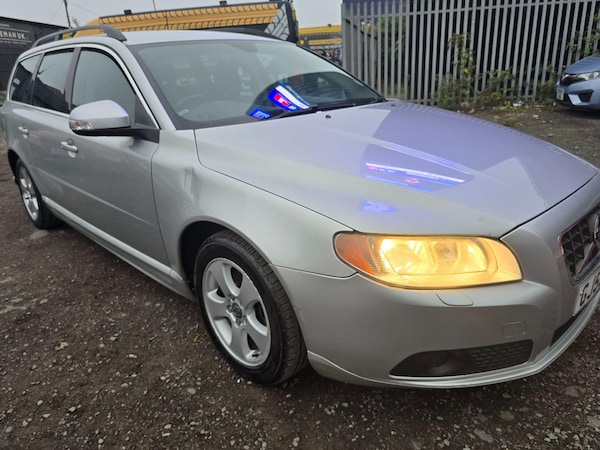 Used Volvo V70 2009 for sale - 76270587: Photo 5